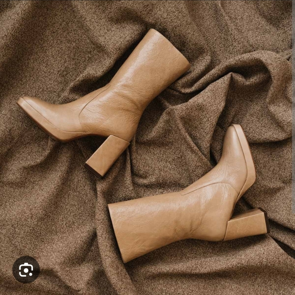 NWT JONAK PARIS FRENCH DETH SHINY LEATHER PLATFORM BLOCK HEELED SQUARE TOE BOOTS